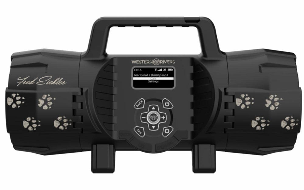 HME Western Rivers Eichler dual-speaker setup enhances realism during predator calls.