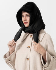 Hoce waterproof and windproof winter hat protects against snow.