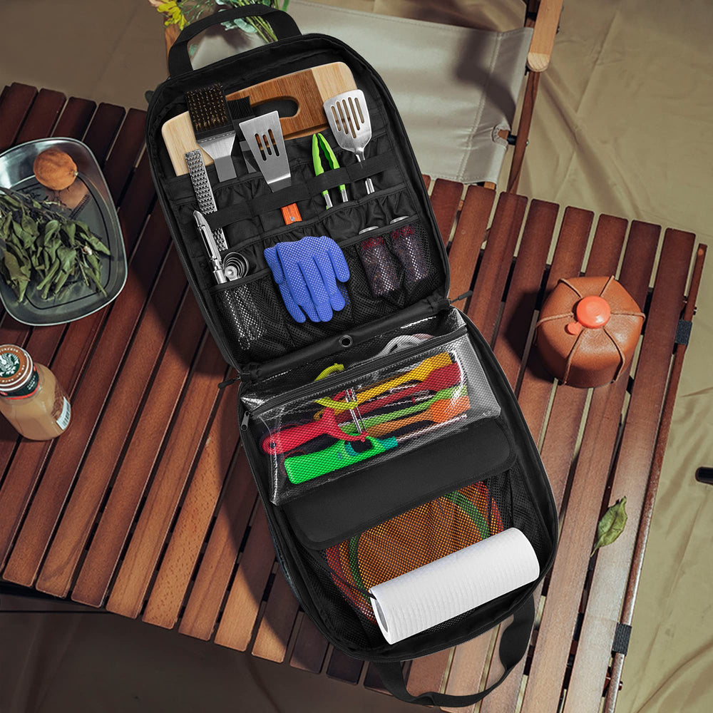 HODRANT back pocket keeps aprons, notebooks, or tools organized.