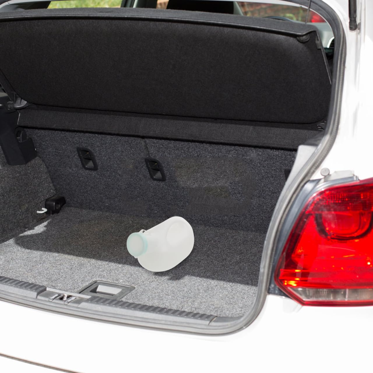 Holibanna versatile urinal pot for home car or hospital environments.