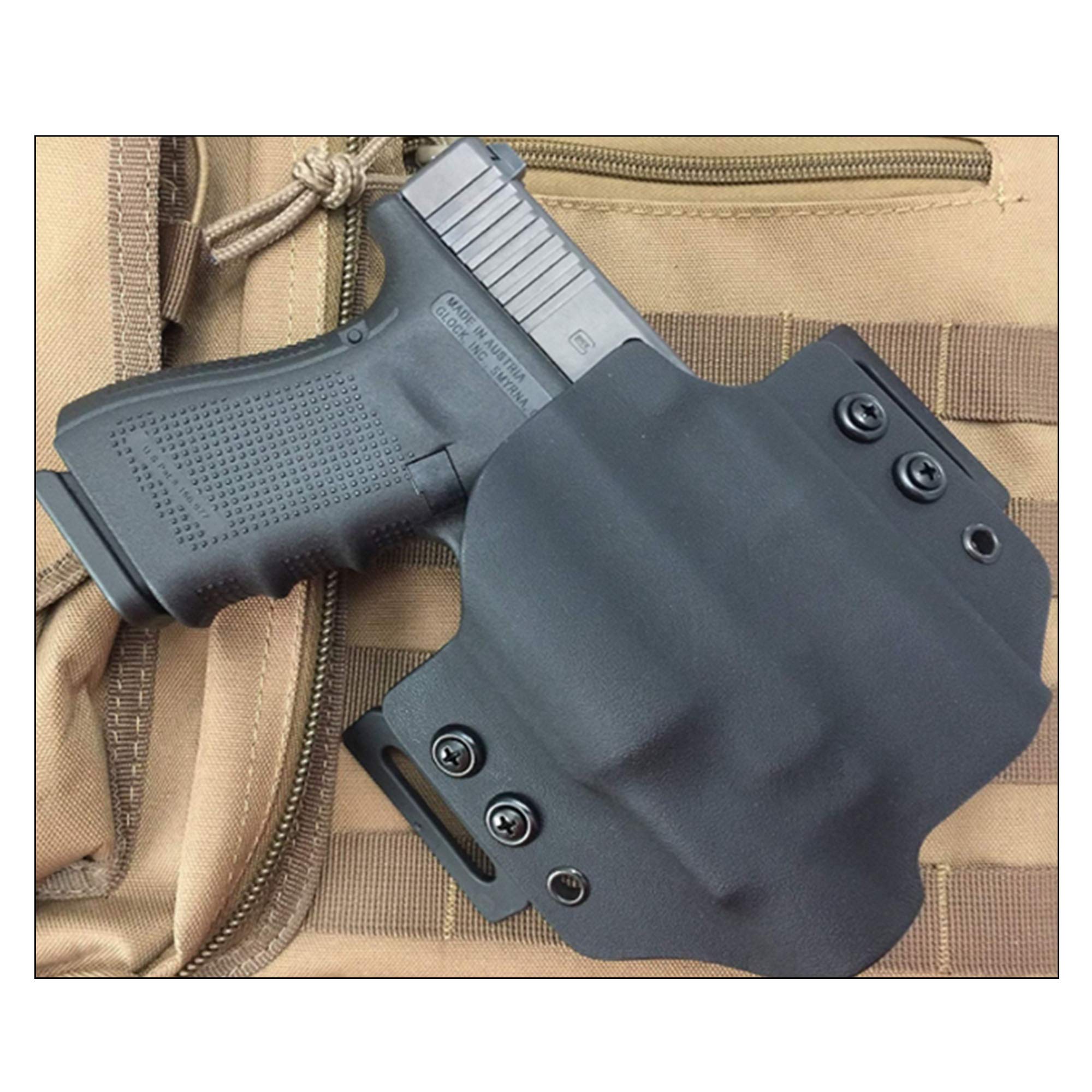 HolsterBuilder Ambidextrous belt loops support left- and right-hand carry.