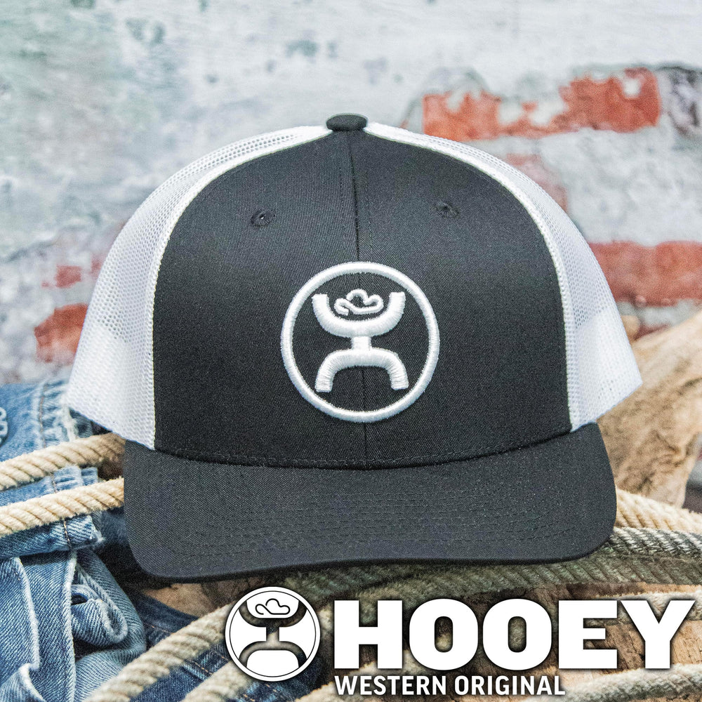 HOOEY O Classic packaging image reinforces ready-to-wear appeal.