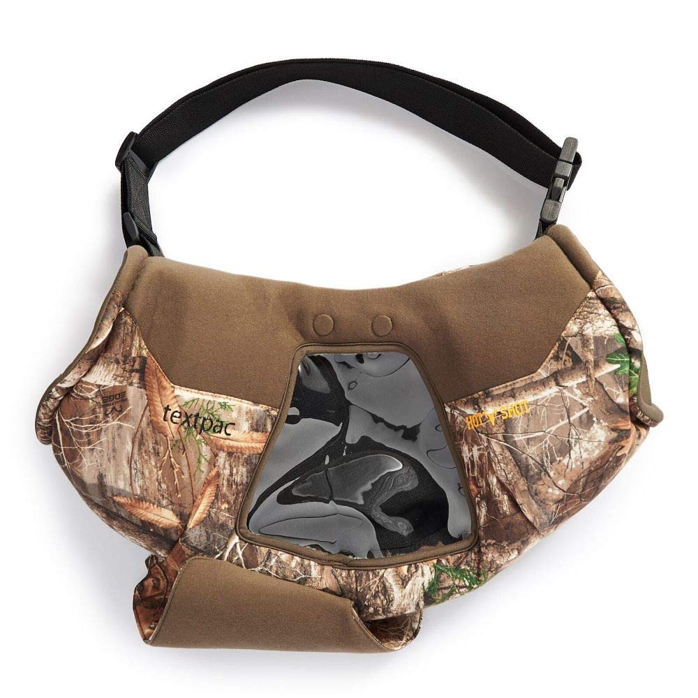 HOT SHOT Realtree Edge camo pattern blends with surroundings for stealth