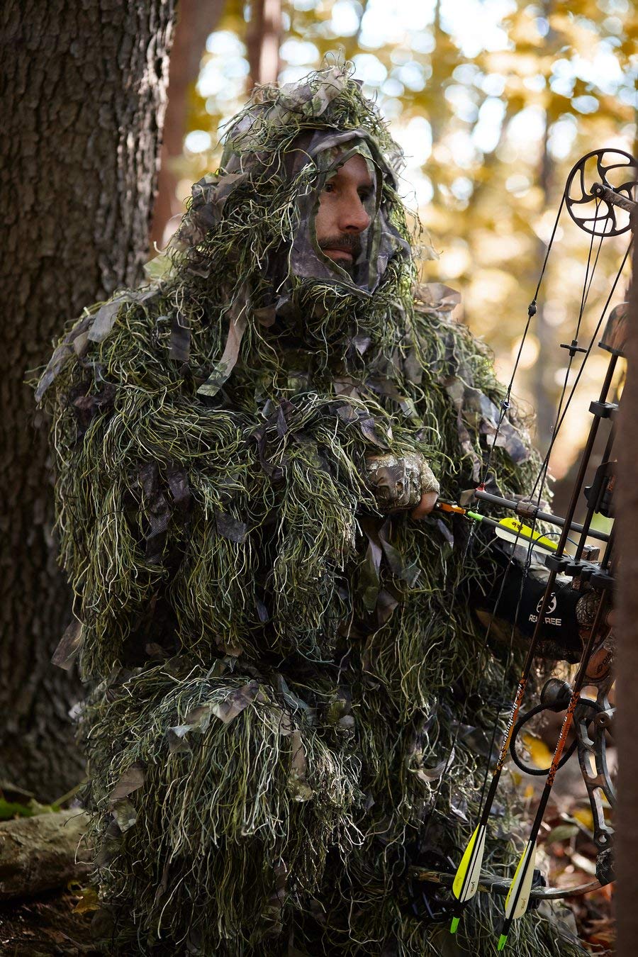 HOT SHOT breathable woodland camo design helps blend into trees and brush.