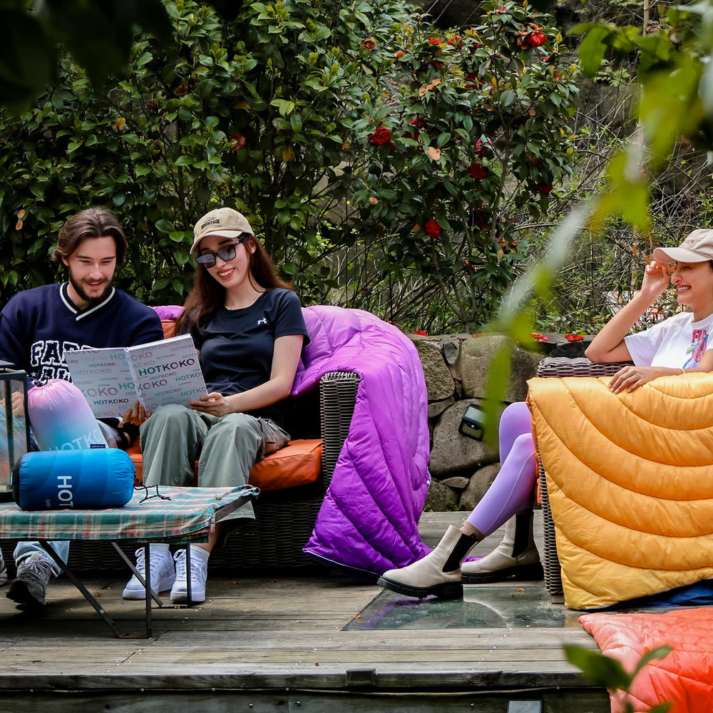 hotkoko camping blanket outdoors on a picnic or park trip