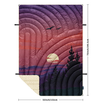 Hotkoko camping blanket splash-proof layer keeps you dry outdoors.