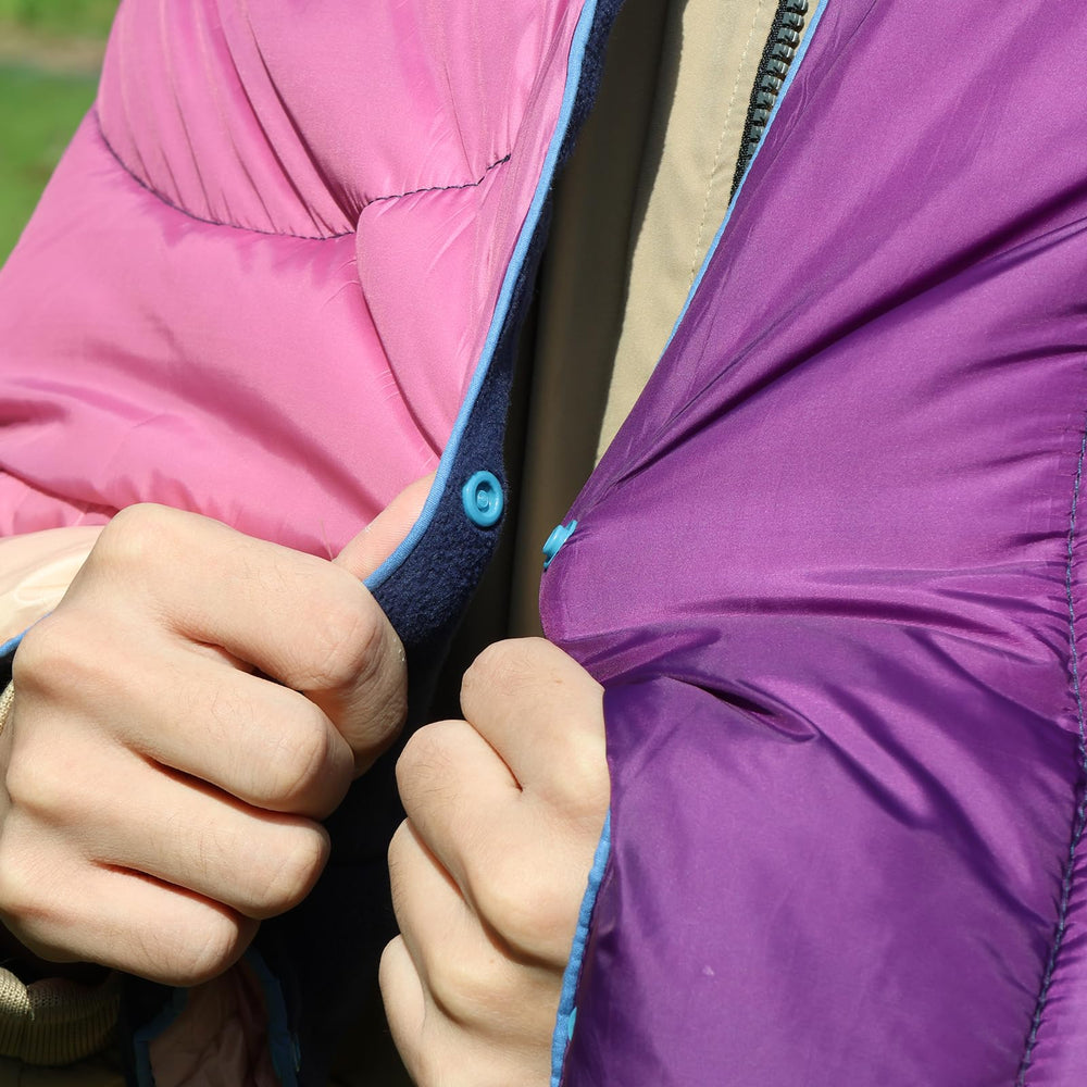 Hotkoko camping blanket makes a practical outdoor gift.