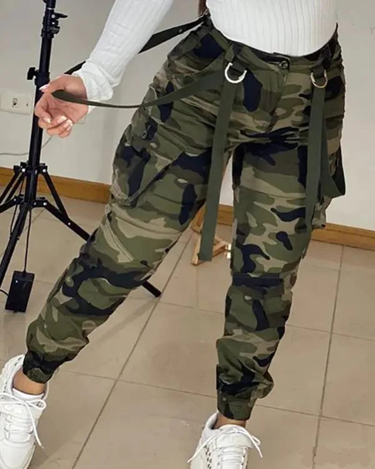 HuiSiFang women's camo pants green camo pattern adds versatile casual flair