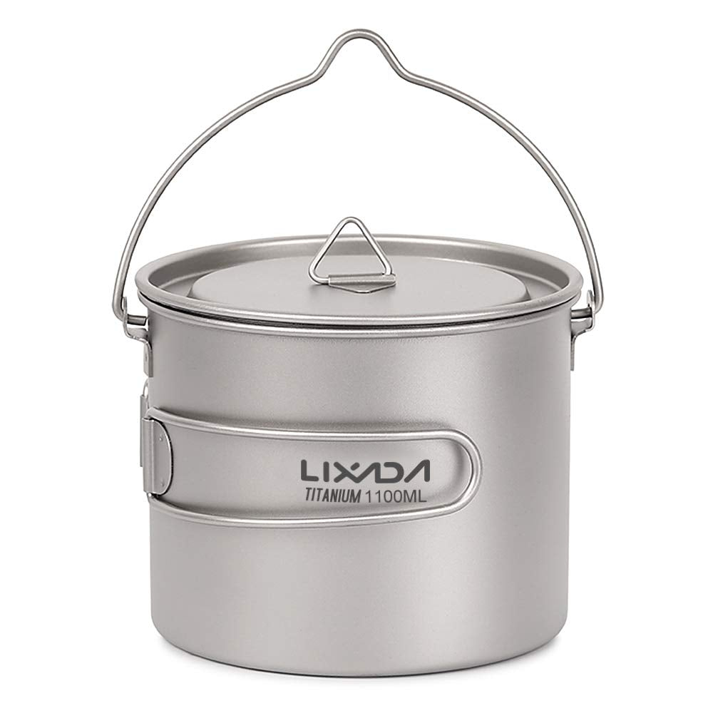 HUIOP titanium pot 750ml with lid on for easy transport.
