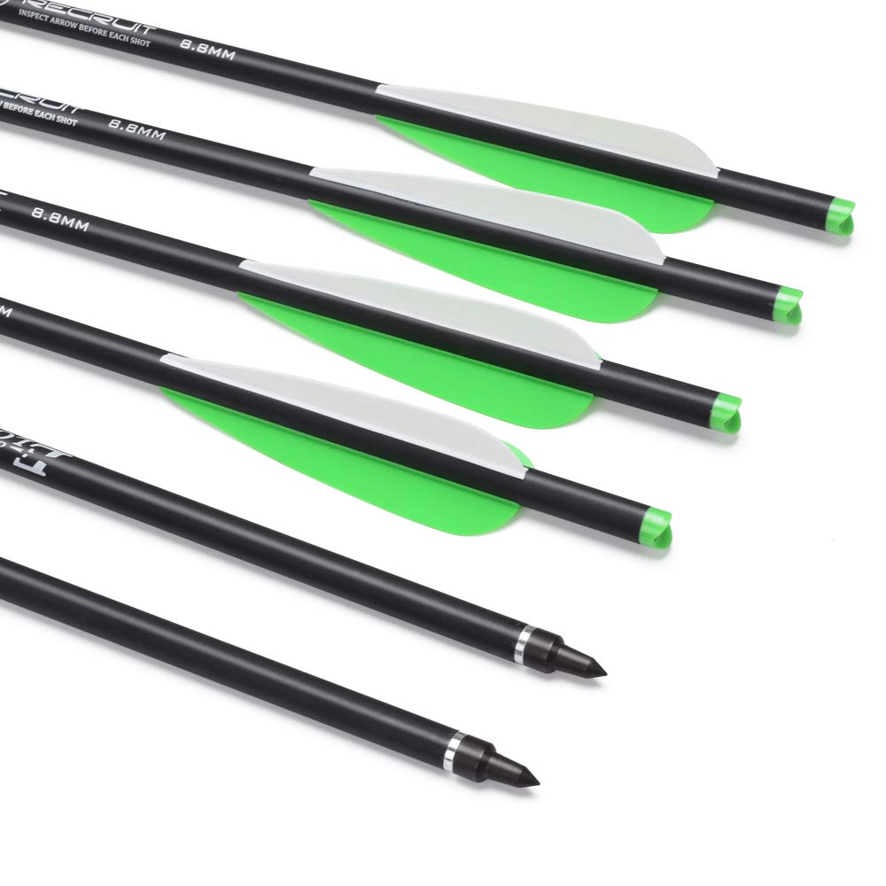 Hunter Ian Archery three-vaned aero vanes support stable flight in varying conditions.