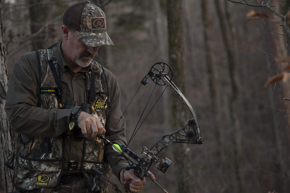 Hunter Safety System Pro-Series Harness lightweight design with ventilating mesh comforts.