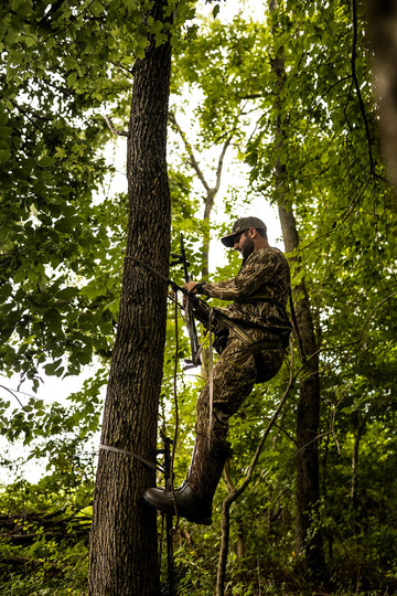 Hunter Safety System RT Hybrid with padded hexagon design for all-day wear.