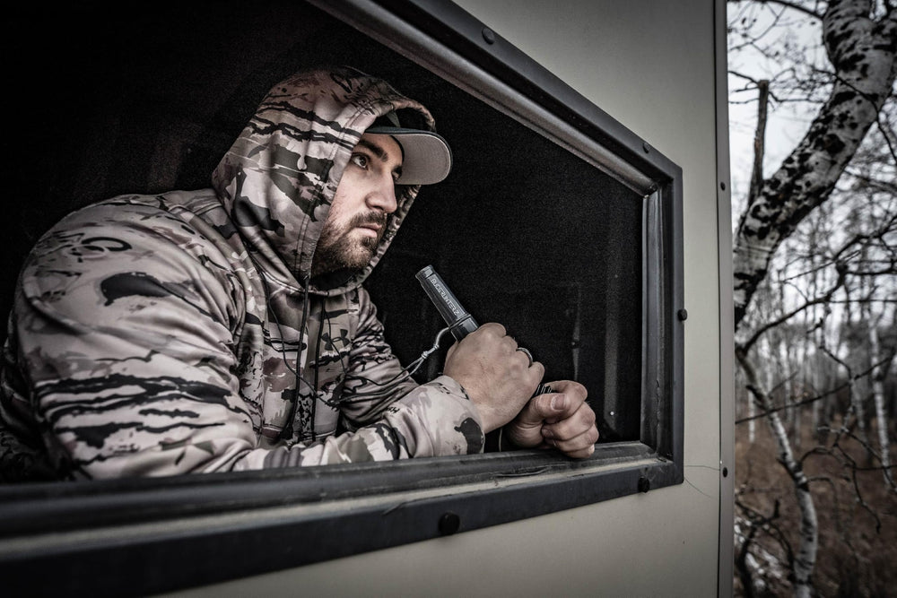 Hunters Specialties Bucgrunter 2 lanyard included for quick access