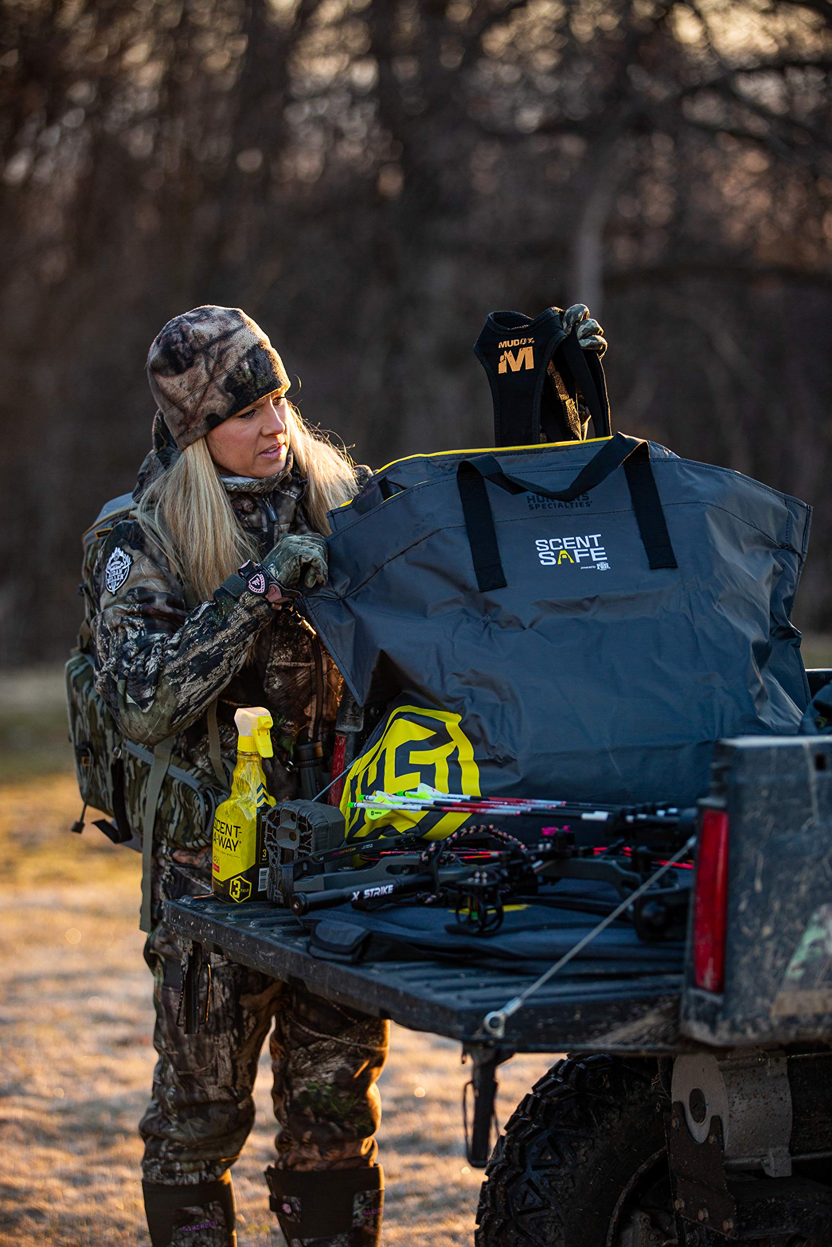 Hunters Specialties Scent-Safe Deluxe Travel Bag in-use demonstrates portable hunting storage.