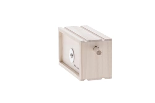 Hunters Specialties Strut Push Button Yelper realistic sounds for longer range hunting.