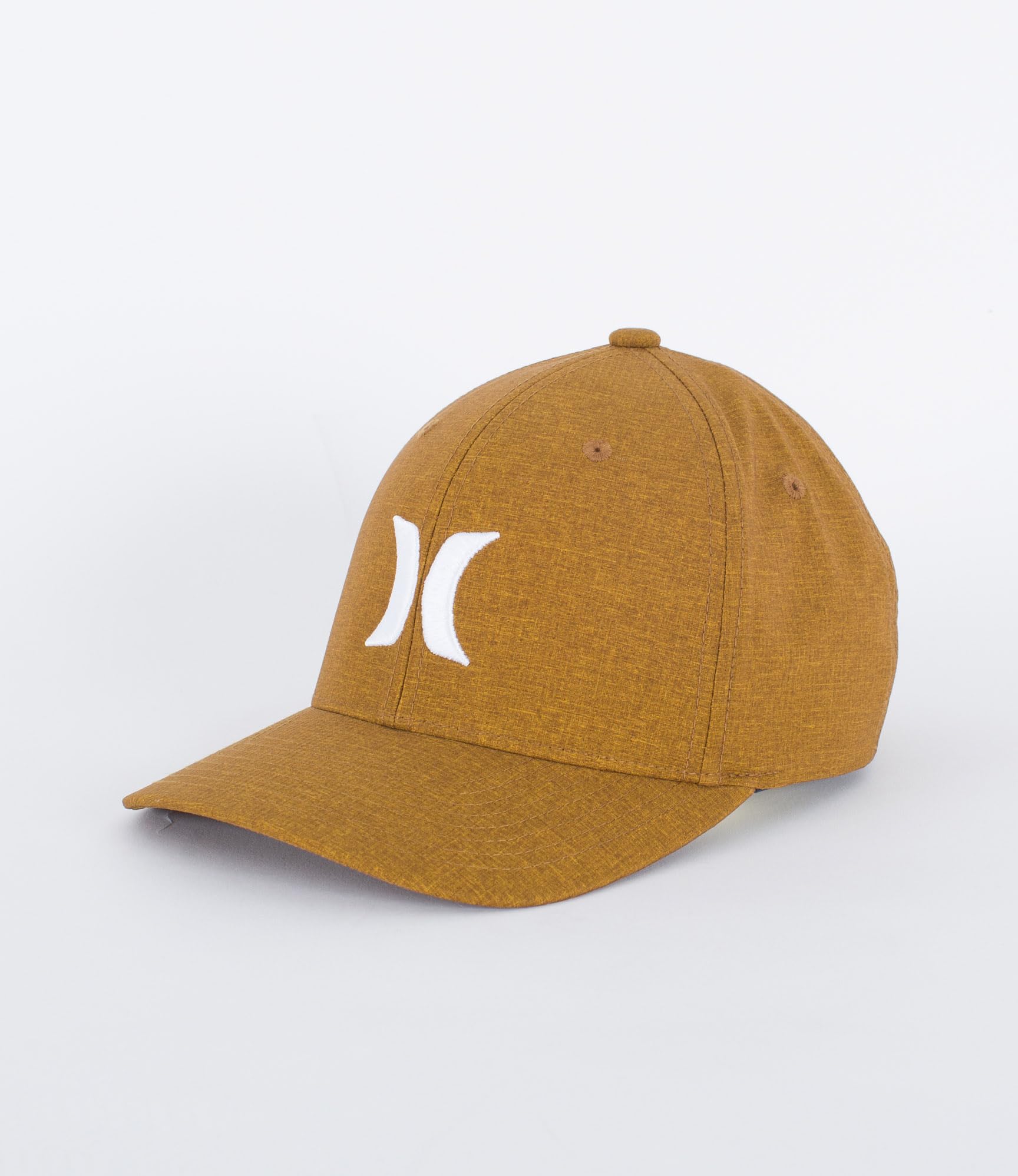 Hurley Phantom Resist cap side view highlights lightweight breathability for all-day comfort