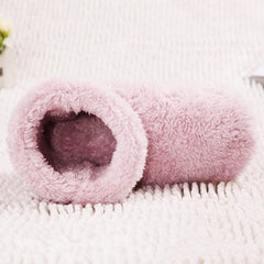 HURRISE heated foot warmer shoes feature plush lining for soft comfort.