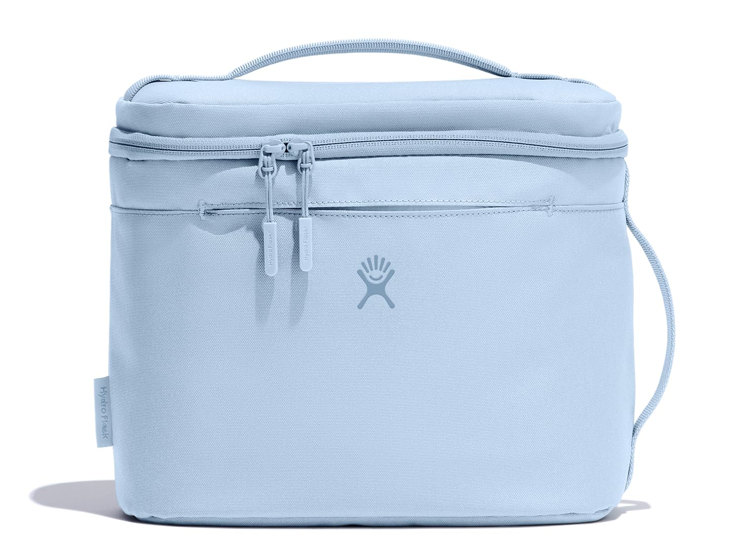 Hydro Flask lunch bag in surf blue shows roomy 8L capacity for lunches and snacks