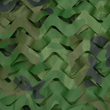 HYOUT camouflage netting woodland backdrop demonstrates easy camping sunshade and shade management.