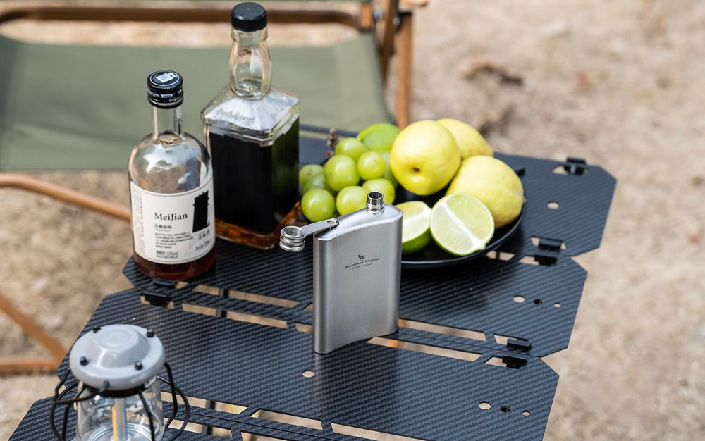 iBasingo titanium flask with textured finish close-up