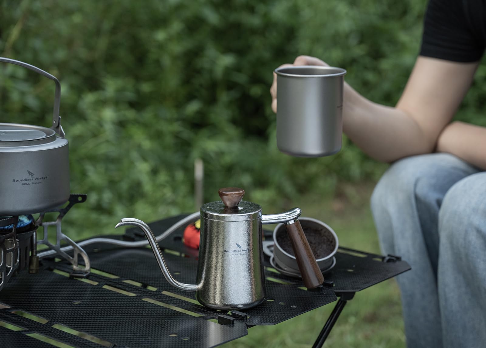 iBasingo giftable titanium kettle with sleek finish