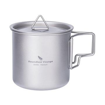 iBasingo 350ml titanium cup with lid for spill-resistant outdoor use.