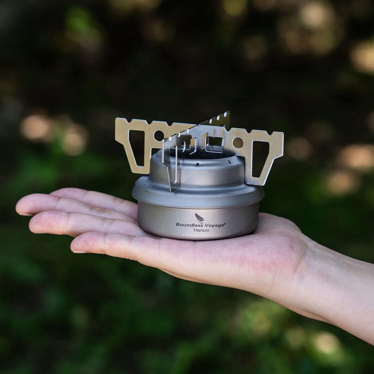 iBasingo cooking stove shown with stand for stable camp meals