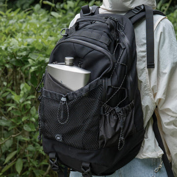 iBasingo Complete adventure kit with flask, lid, funnel, sleeve.