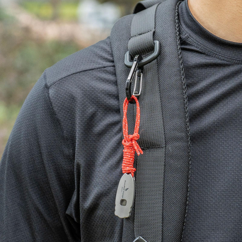 iBasingo easy-grip pocket whistle fits securely in hand for fast use.