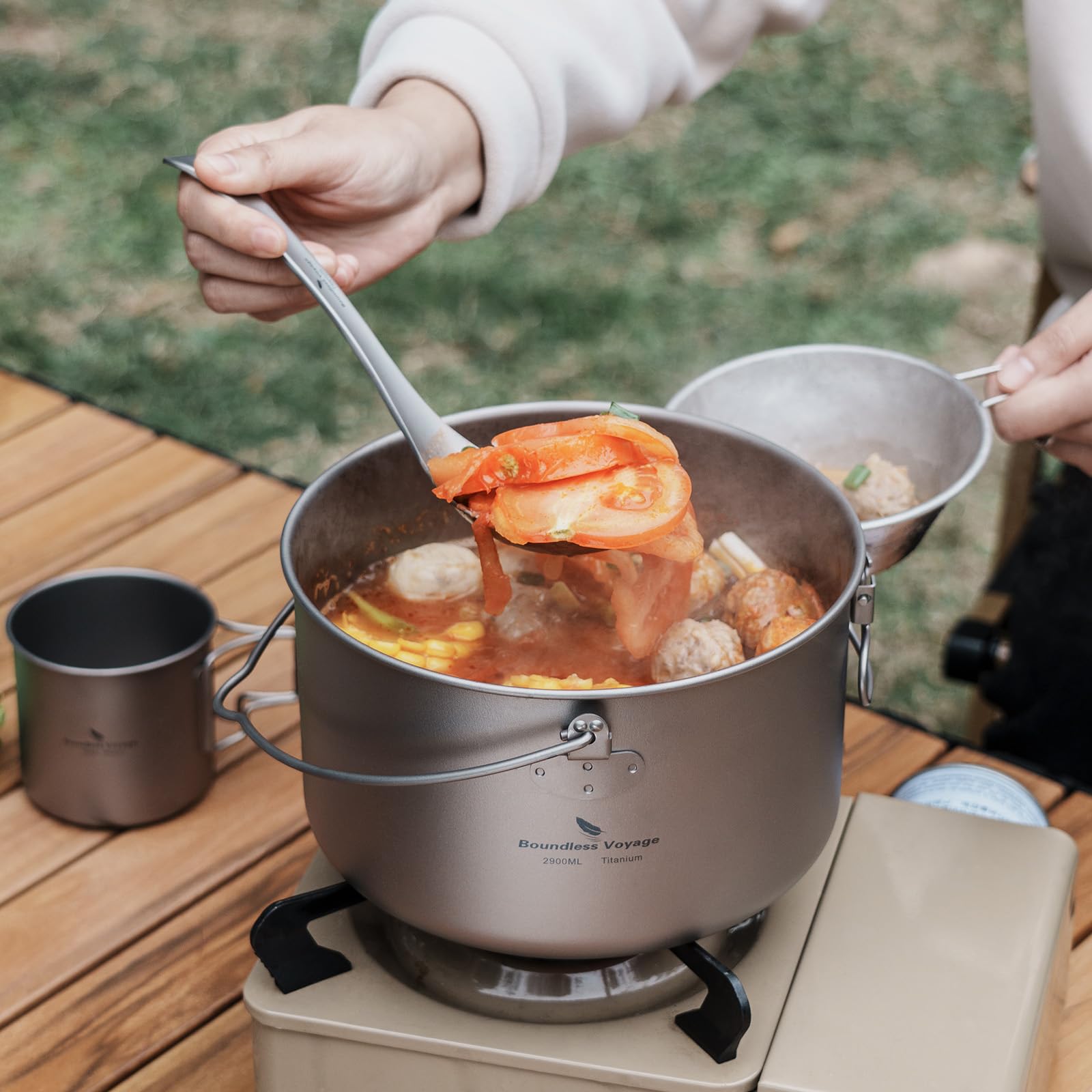 iBasingo titanium camping pot stackable design saves space in packs