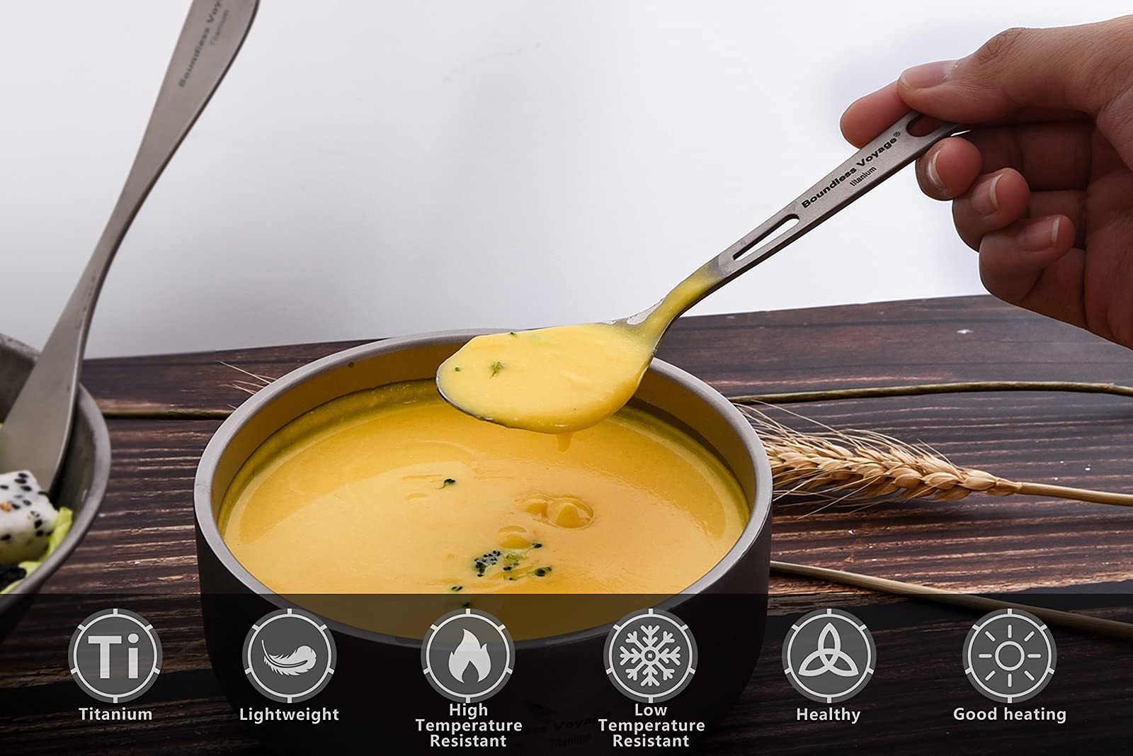 iBasingo cutlery set displayed on a camping table ready for meals