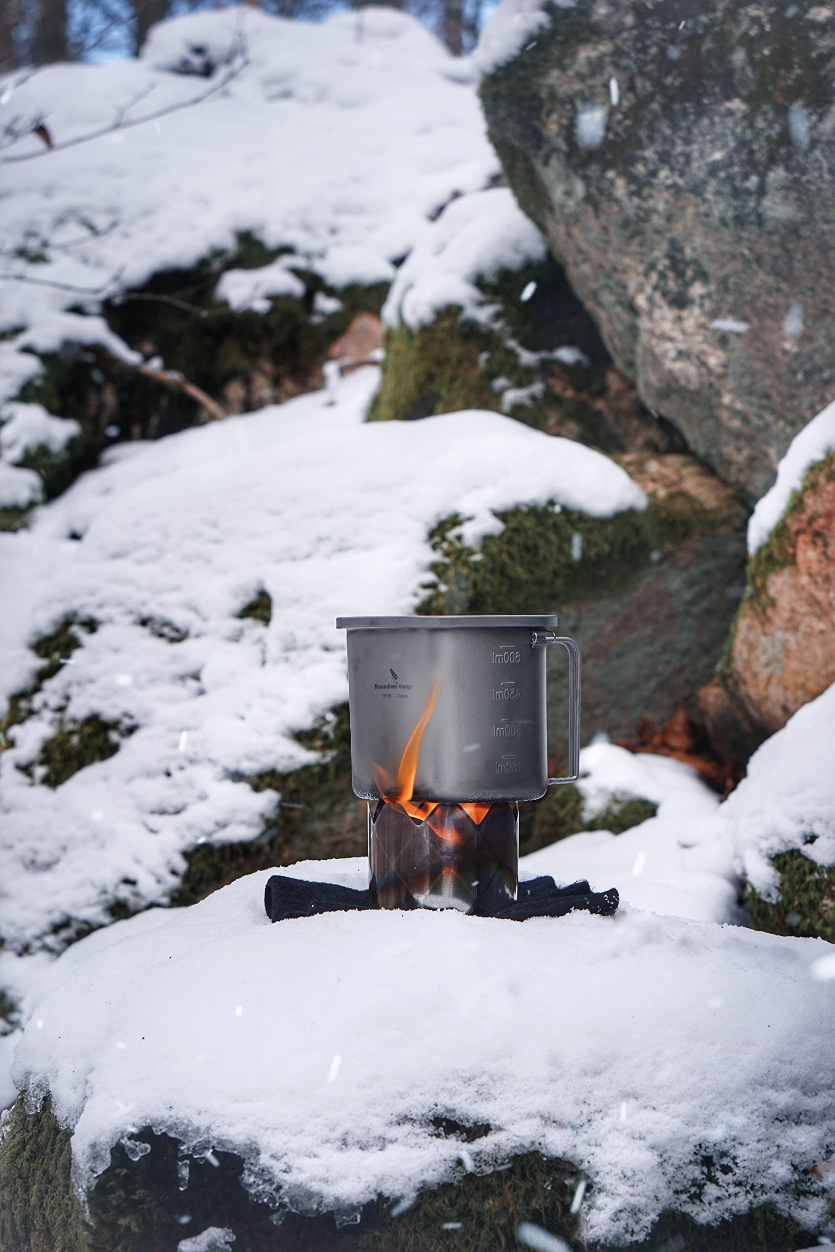iBasingo titanium mess kit in use for camping and meals