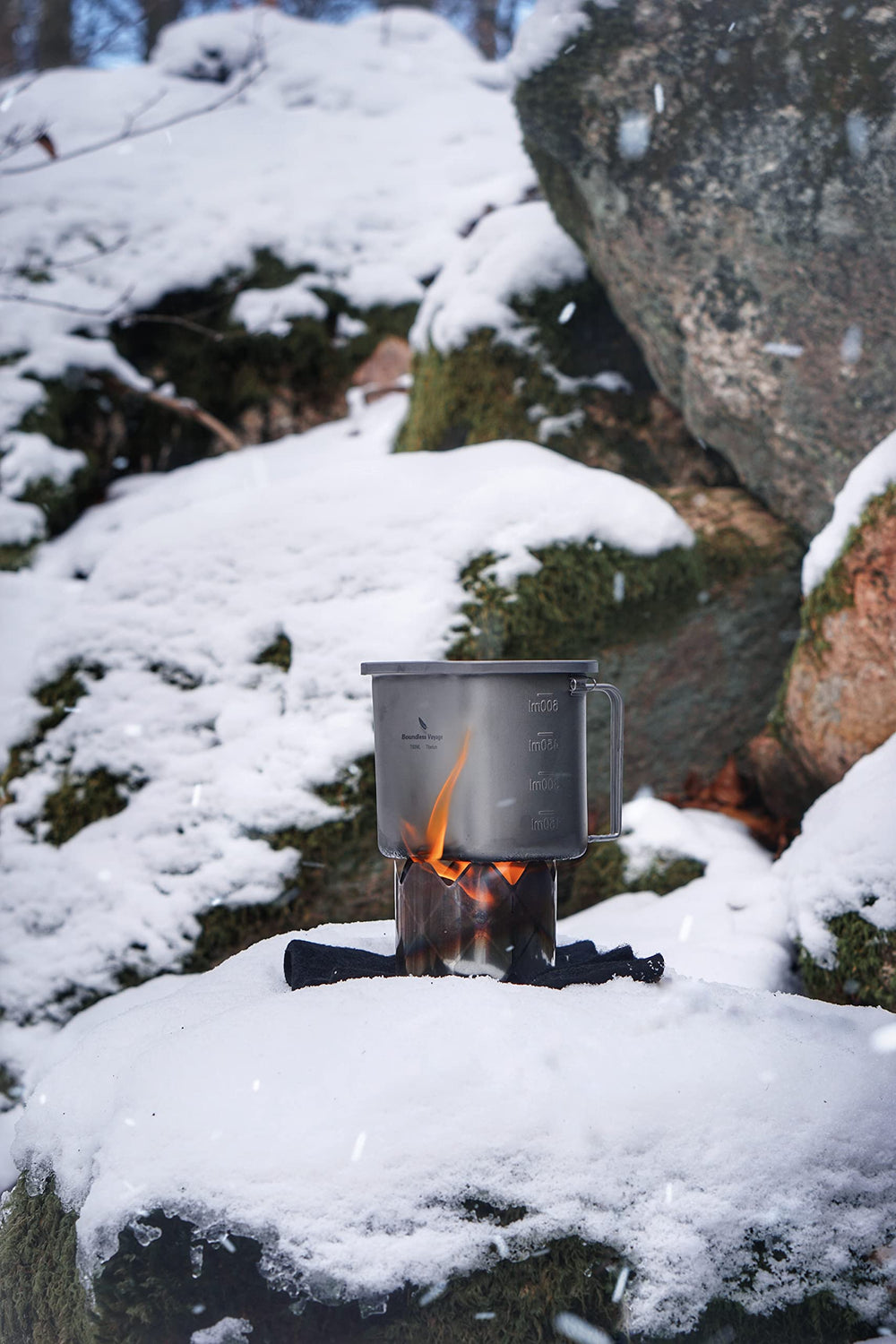 iBasingo titanium mess kit in use for camping and meals