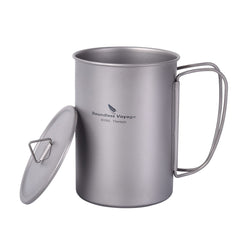iBasingo titanium mug 600ml wide mouth in outdoor setting for easy water access.