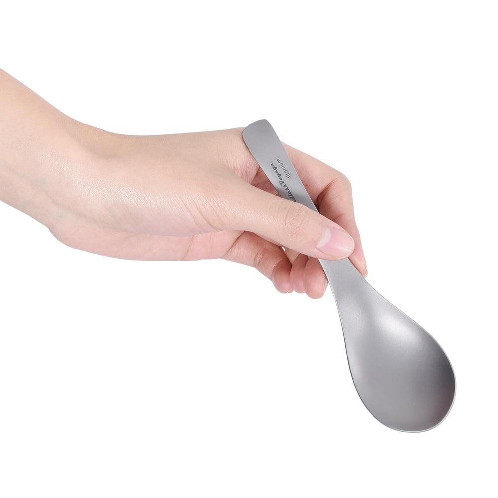 iBasingo titanium spoon with drawstring pouch for travel readiness