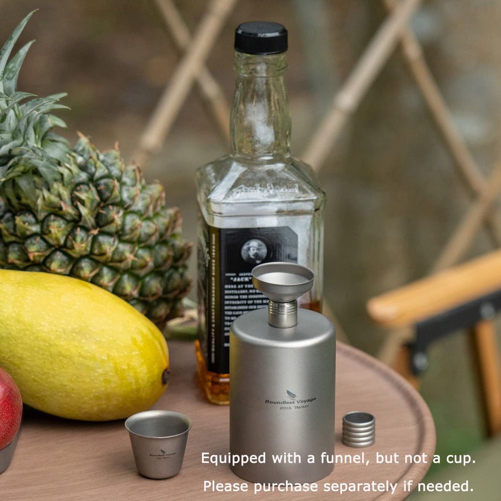 iBasingo flagon in backpack pocket for travel light
