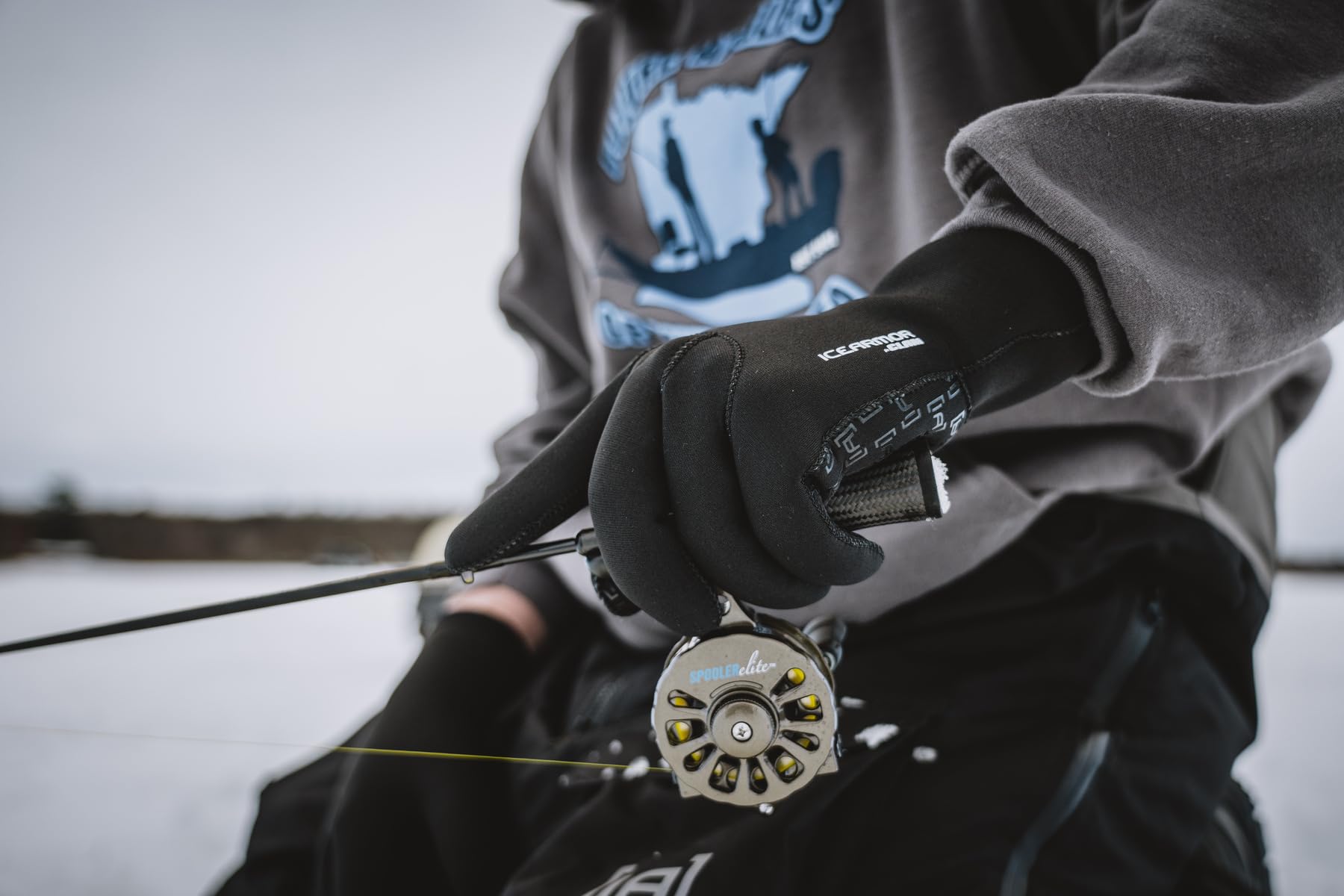 ICEARMOR glove 3mm neoprene provides warmth and durability.