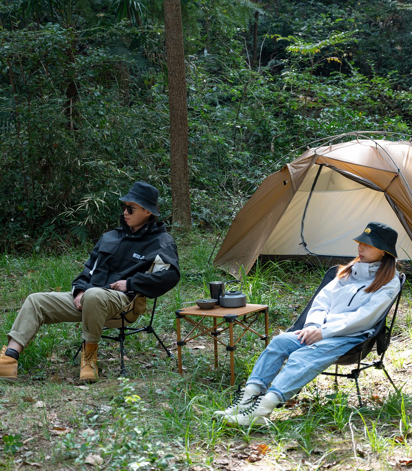iClimb deep-seat design for added comfort outdoors