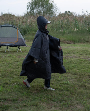 iClimb hooded blanket multifunction use demonstrates versatility