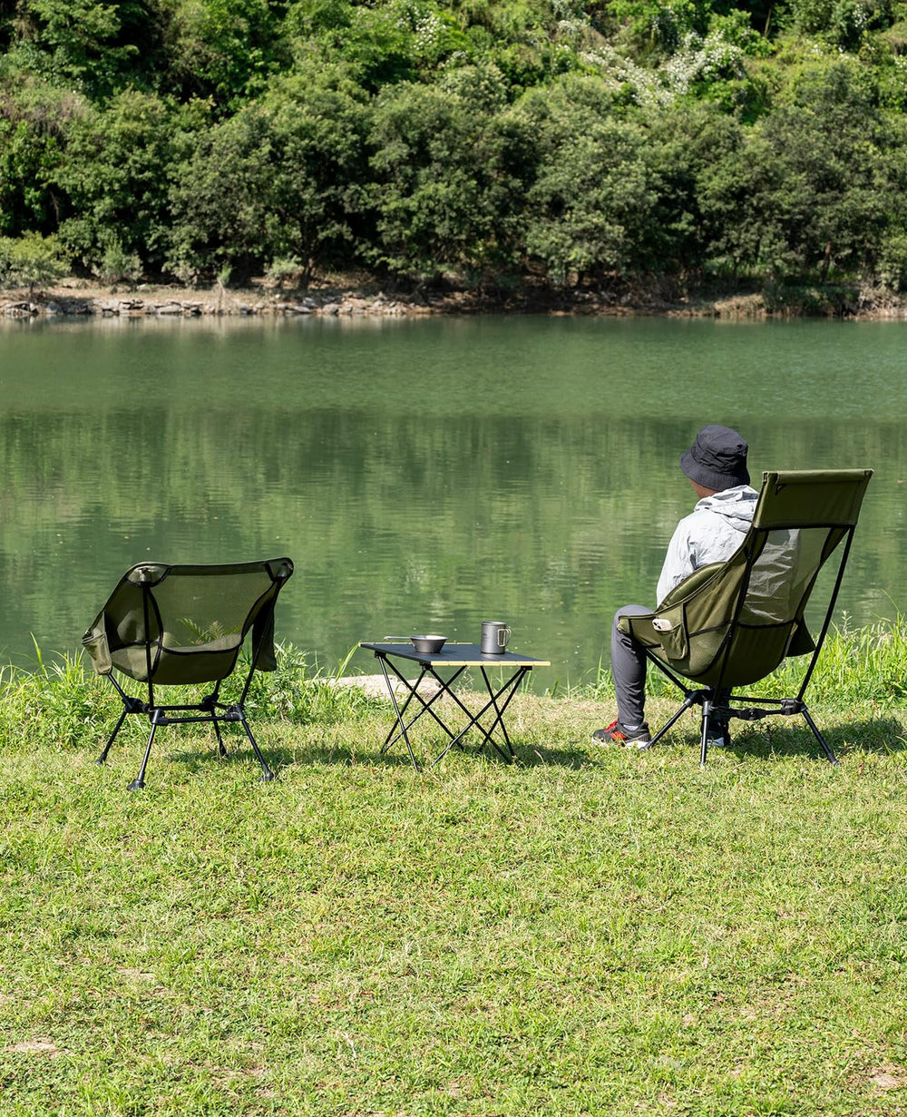 iClimb chair features cup holder and side pocket for quick access