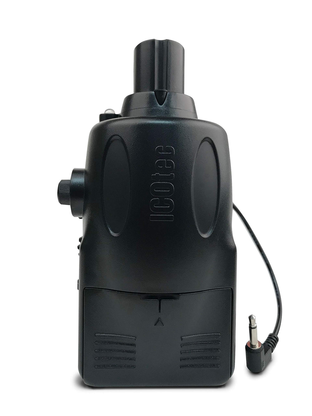 Icotec AD450 field-setup demonstrates seamless predator-call integration in the field