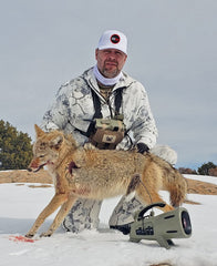 Icotec Outlaw+ adjustable predator decoy in action for dynamic attracts.