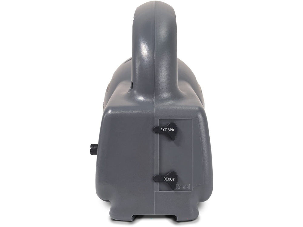 Icotec Rascal battery compartment showing long operation with 4 AA batteries