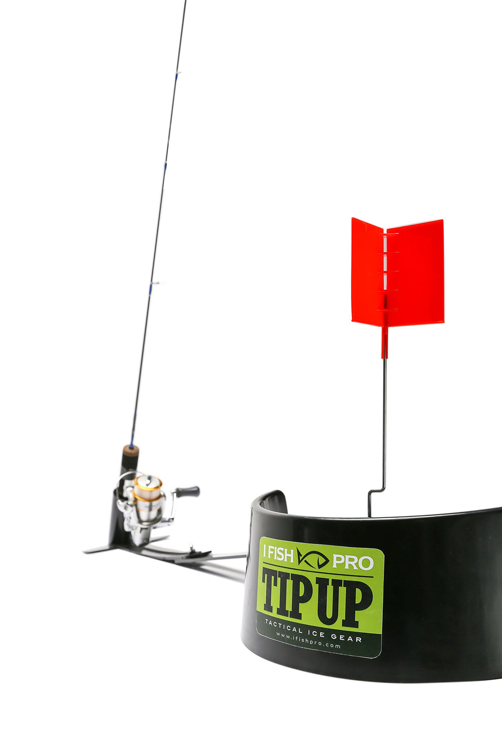 IFISH PRO 14-inch flag provides high visibility from multiple angles.