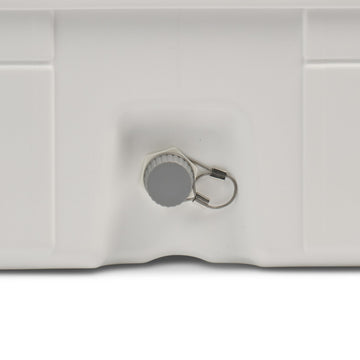 Igloo Latitude Marine Ultra White Cooler rust-resistant screws for durability