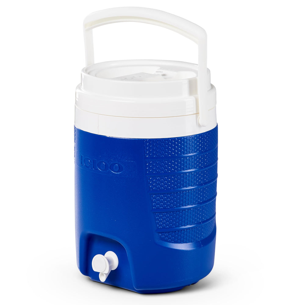 Igloo fully insulated design helps keep beverages cold longer