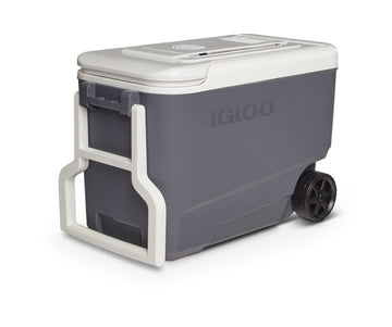 Igloo Versatemp 35 Qt cooler heats meals during travel.