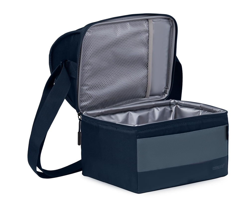 Igloo Blue Evergreen colorway view showcases versatile style.