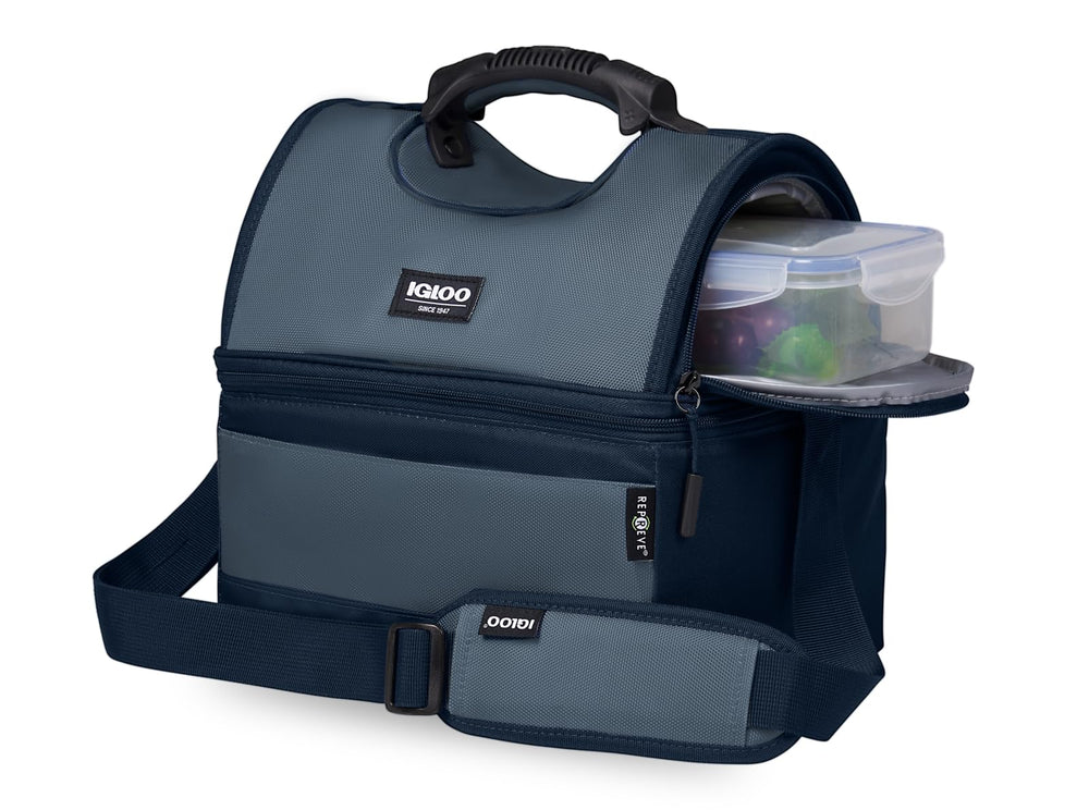 Igloo Blue Evergreen leak-resistant liner helps keep contents dry.
