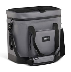 Igloo Carbonite TRAILMATE 30 open main compartment, wide access for easy packing and unloading